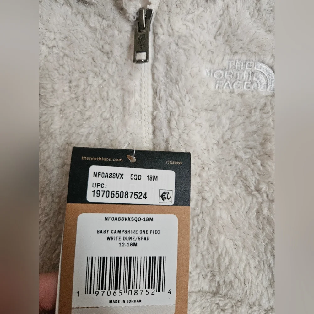 The North Face Campshire Fleece One-Piece: WHITE DUNE/SPARKLE: NWT: 12-18 MTH